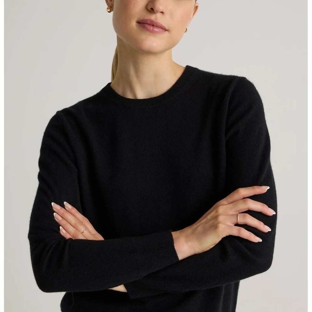 Quince Women S NWT Cashmere Crewneck Sweater Black Quiet Lux Minimal Prepp Slim